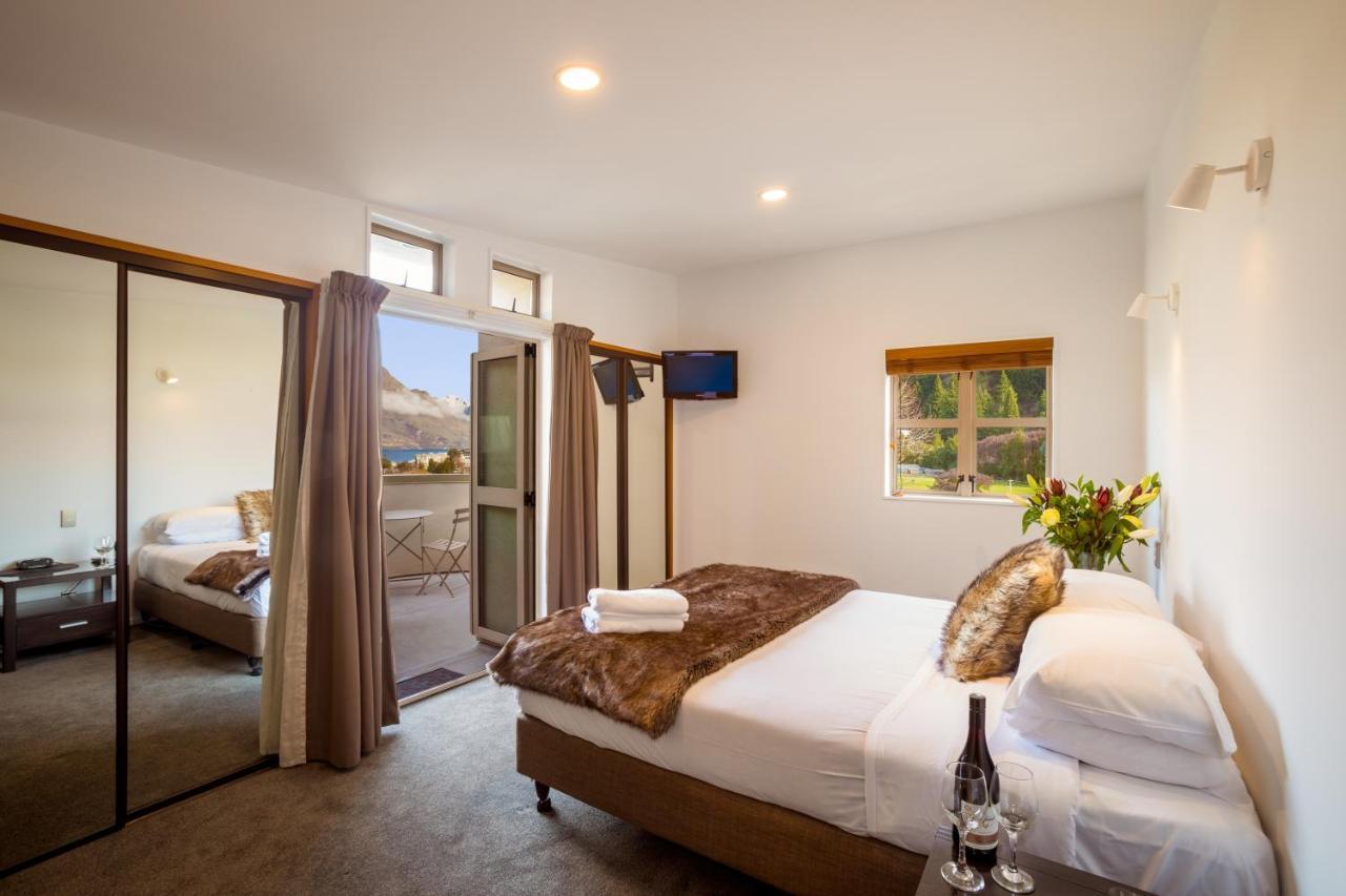 Aparthotel Cranbury Court 4*